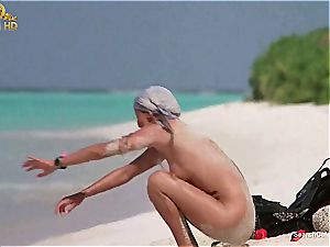 spectacular Bo Derek flashing off her wooly vulva at the beach