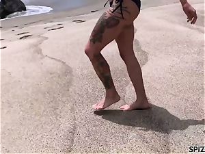 Anna Bell Peaks fuckin' a giant shaft on the beach